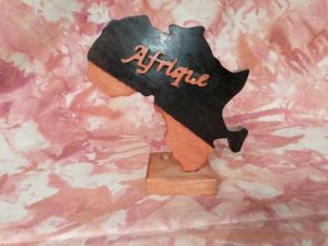 STATUETTE D'AFRIQUE – Image 1