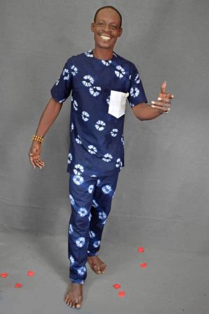 COMPLET HOMME EN TISSU  LEPI - Image 1