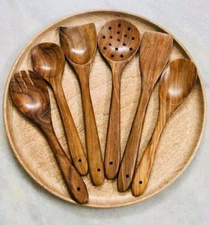 ENSEMBLE DE CUILLERE EN BOIS - Image 1