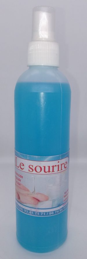 LE SOURIRE - Image 1